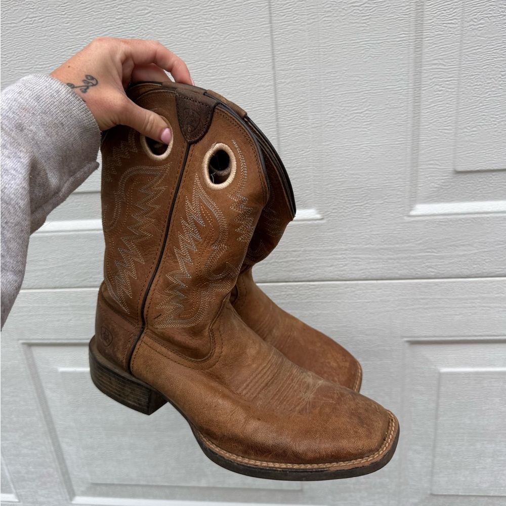 Ariat Brown Boots Sz 8